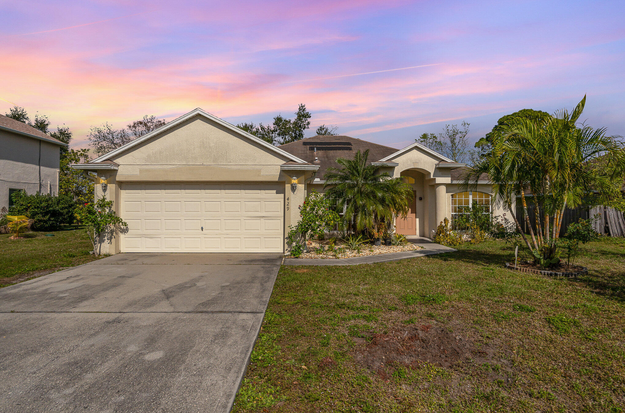 429 Freeman Rd Northwest