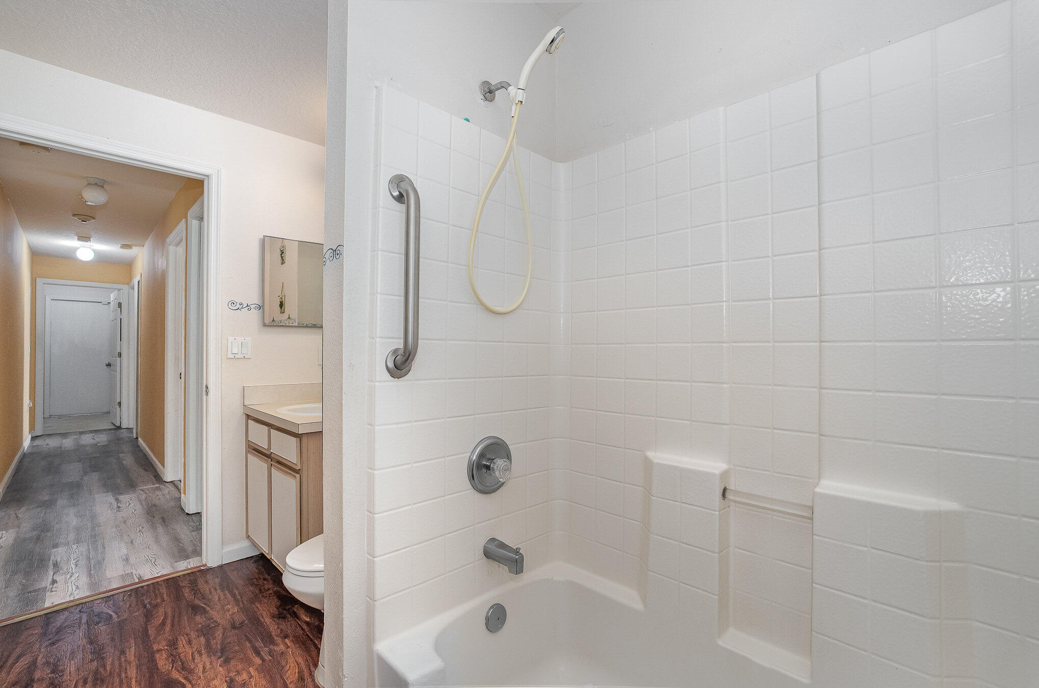 429 Freeman Road Northwest Palm Bay, FL 32907 - Photo 14 of 24 014_dsc06973-edit