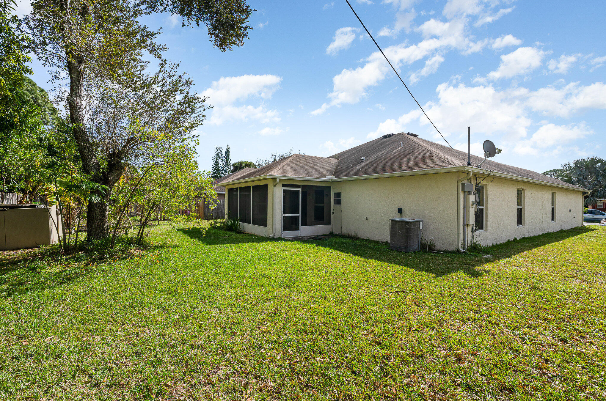 429 Freeman Road Northwest Palm Bay, FL 32907 - Photo 22 of 24 022_dsc06992-edit