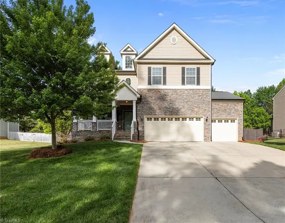 $475,000 | 2681 Splitbrooke Drive, High Point, NC 27265
