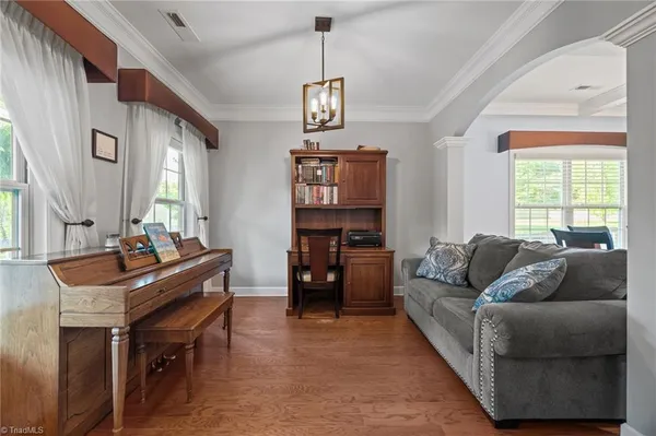 $475,000 | 2681 Splitbrooke Drive, High Point, NC 27265