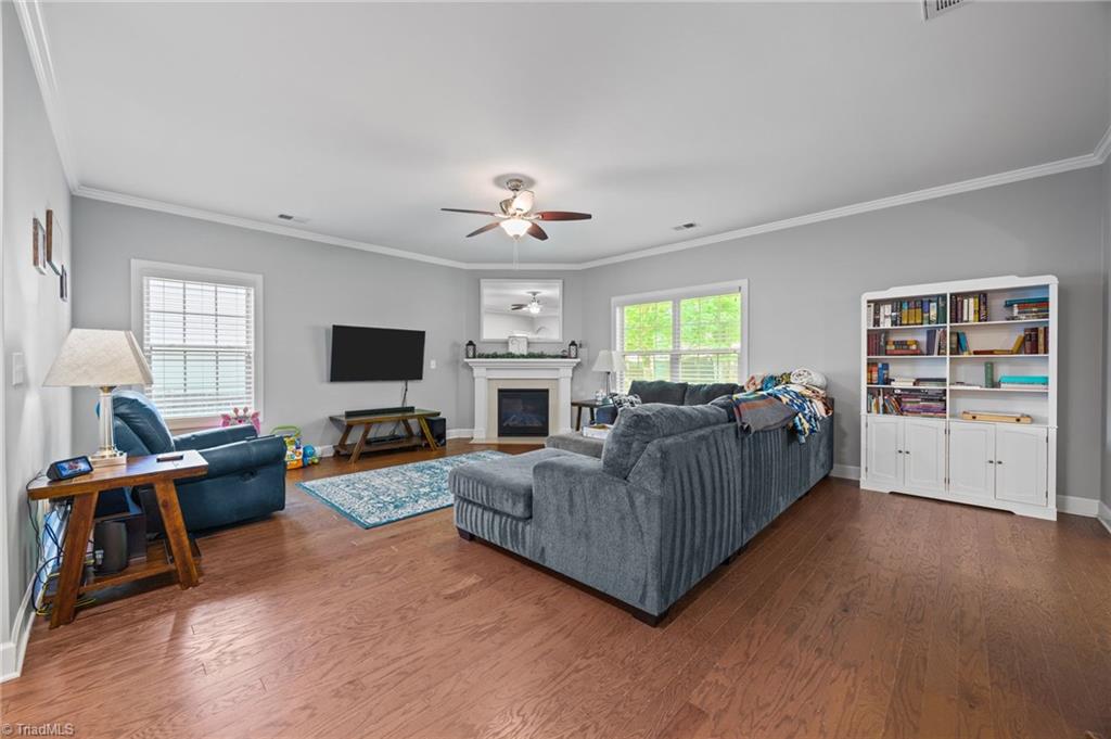 2681 Splitbrooke Drive High Point, NC 27265 - Photo 12 of 49