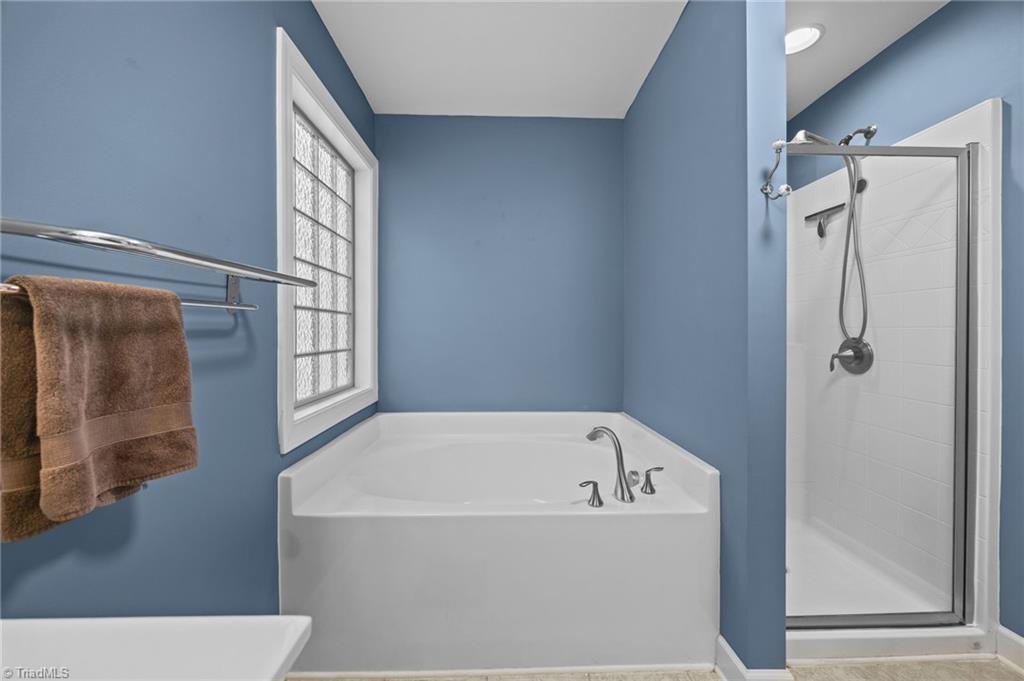 2681 Splitbrooke Drive High Point, NC 27265 - Photo 24 of 49