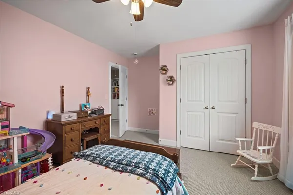 $475,000 | 2681 Splitbrooke Drive, High Point, NC 27265