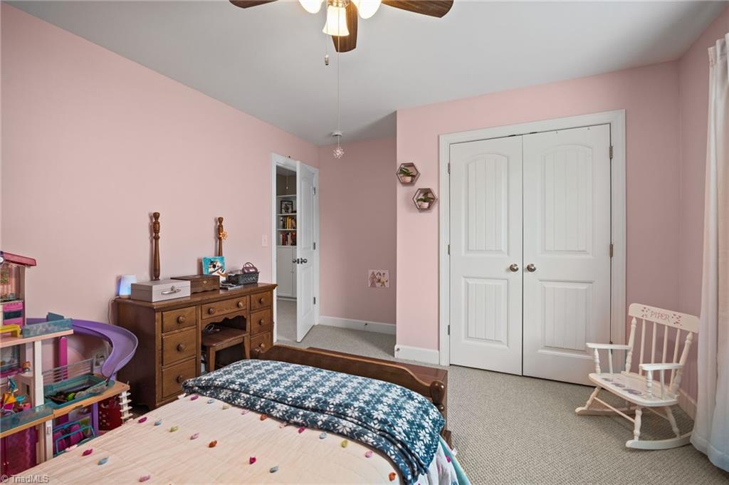 2681 Splitbrooke Drive High Point, NC 27265 - Photo 31 of 49