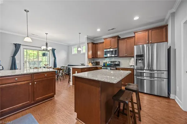 $475,000 | 2681 Splitbrooke Drive, High Point, NC 27265