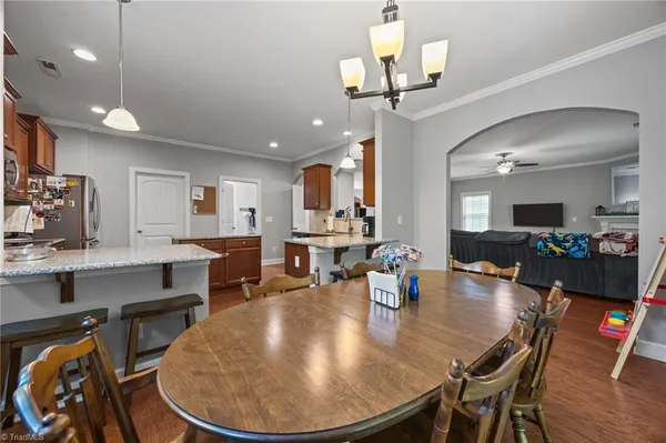 $475,000 | 2681 Splitbrooke Drive, High Point, NC 27265