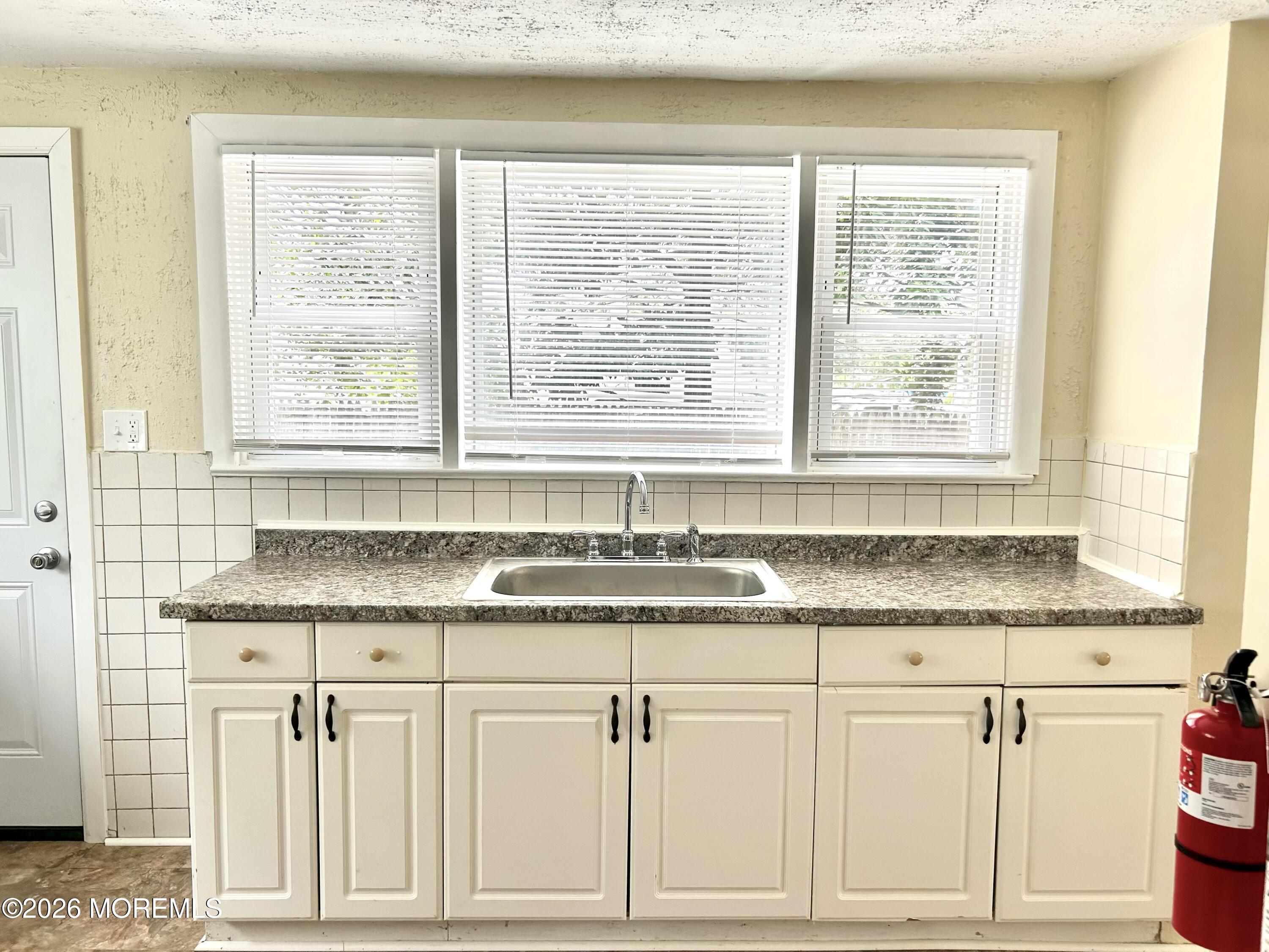 505 Martin Road, Unit 1 Toms River, NJ 08753 - Photo 8 of 22 Kitchen