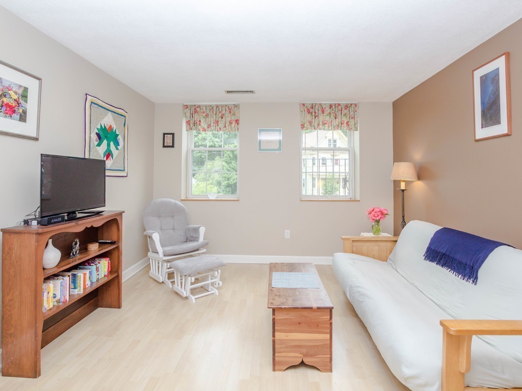 35 Eldridge Road, Unit 204 Boston, MA 02130 - Photo 2 of 10 Gallery Image 2