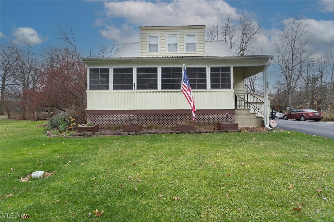 811 Ridge Road Newton Falls, OH 44444 - Photo 1 of 29 Gallery Image 1