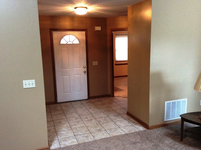 116 Berkshire Drive Decatur, IN 46733 - Photo 3 of 20