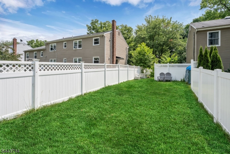 69 Prospect Street Paramus, NJ 07652 - Photo 14 of 15