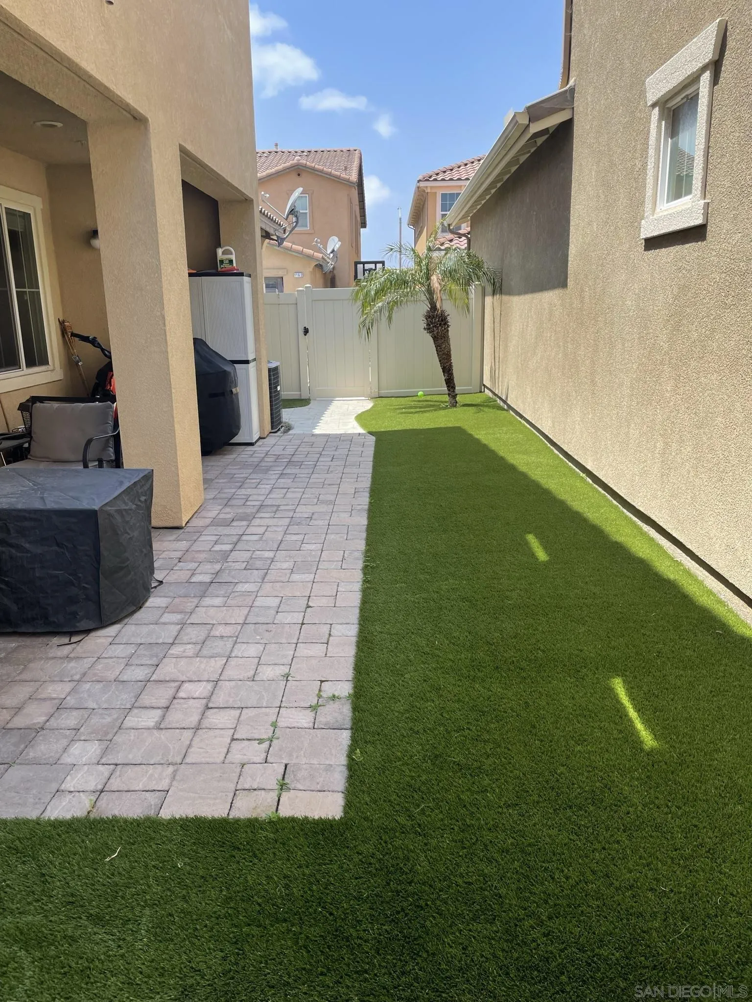 1686 Santa Carolina Road Chula Vista, CA 91913 - Photo 16 of 27