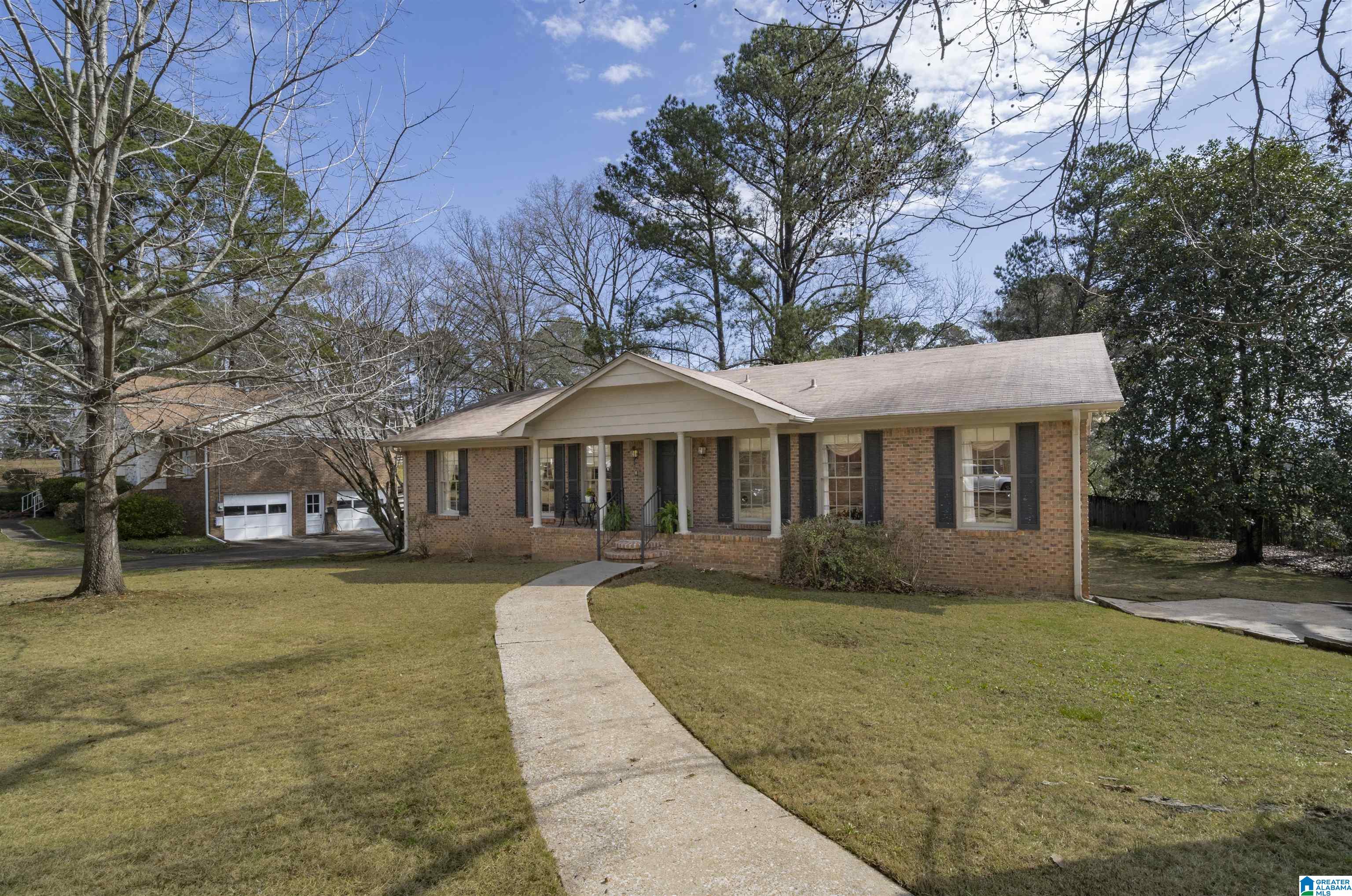 3490 Hurricane Road Birmingham, AL 35226 - Photo 2 of 28