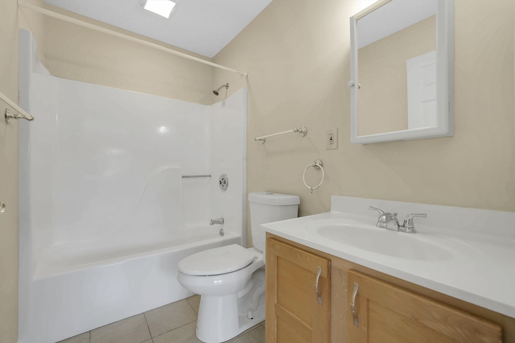 16 Maple Crest Circle, Unit J Holyoke, MA 01040 - Photo 31 of 34