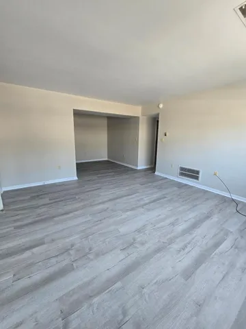 $1,000 | 729 Townside Road Southwest, Unit 29, Roanoke, VA 24014