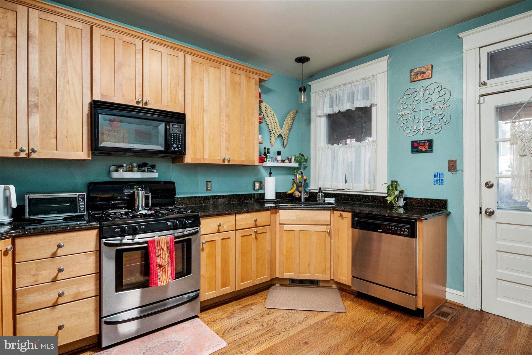 3330 Beech Avenue Baltimore, MD 21211 - Photo 14 of 31