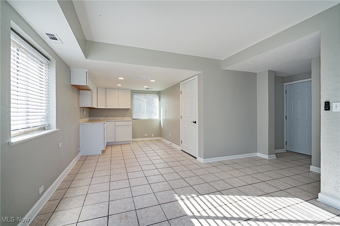 507 Stone Road Belpre, OH 45714 - Photo 4 of 14 Gallery Image 4