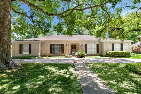$2,200 | 1510 Belvedere Drive, Beaumont, TX 77706