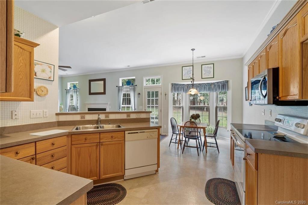 713 Warwick Way Fort Mill, SC 29708 - Photo 12 of 40