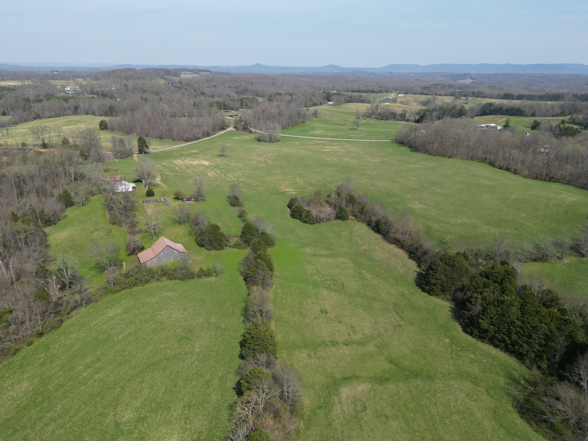 335 Nelson Cemetery Road Monroe, TN 38573 - Photo 42 of 81 an aerial view of a houses with outdoor space