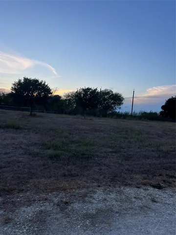 $79,999 | 3 Horseshoe Drive, Gonzales, TX 78629