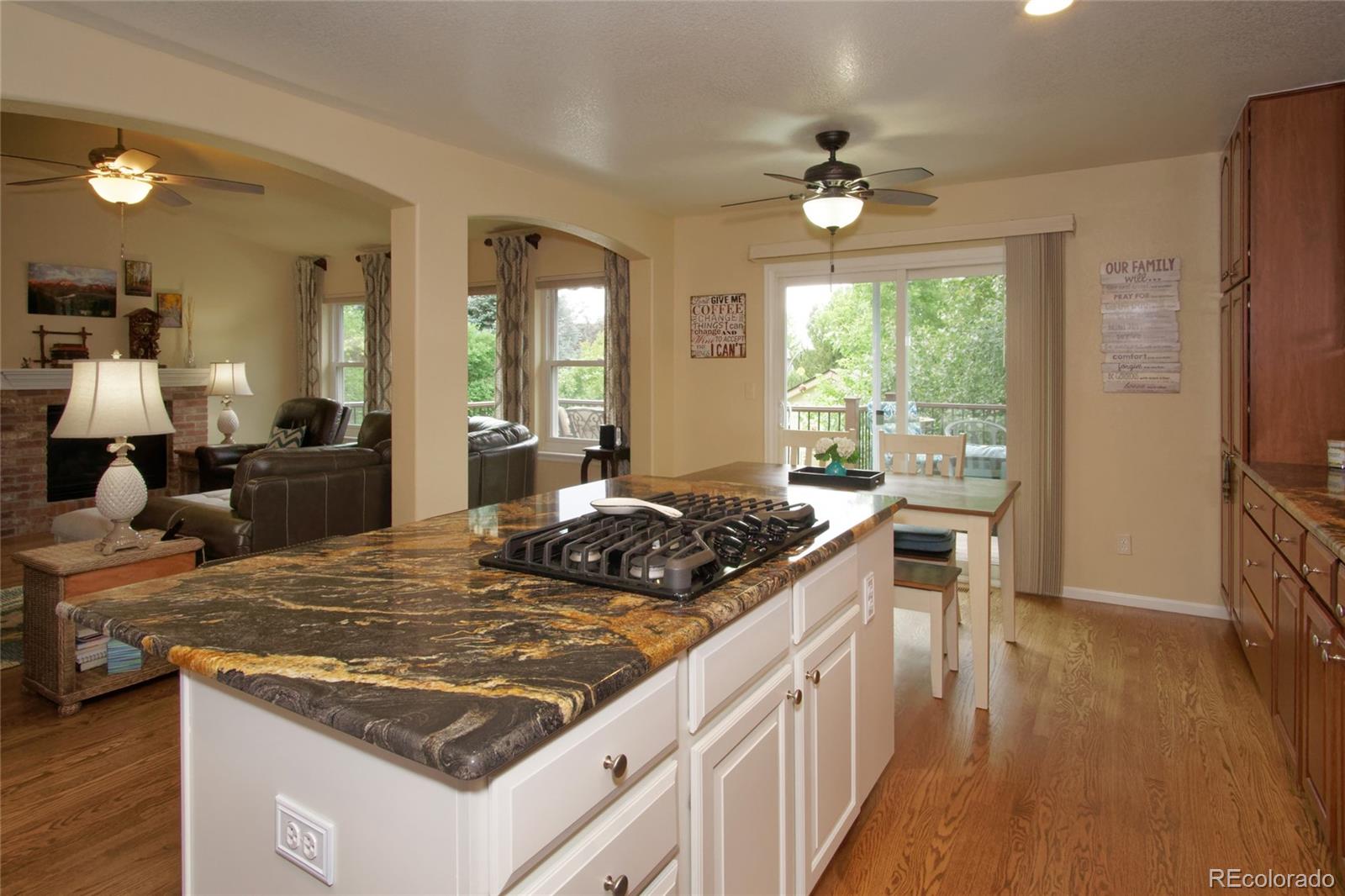 3045 Timberchase Trail Highlands Ranch, CO 80126 - Photo 10 of 40 Gallery Image 10