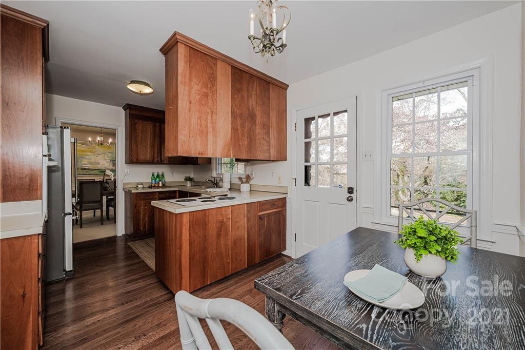 3809 Riverbend Road Charlotte, NC 28210 - Photo 11 of 31 Gallery Image 11