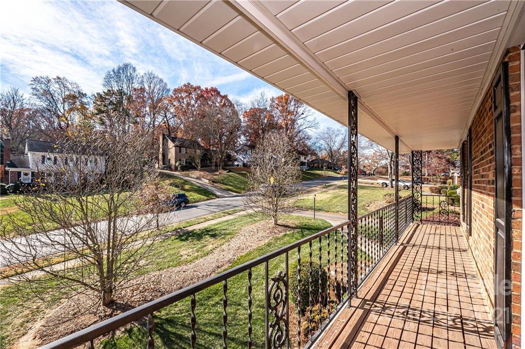 3809 Riverbend Road Charlotte, NC 28210 - Photo 19 of 31 Gallery Image 19