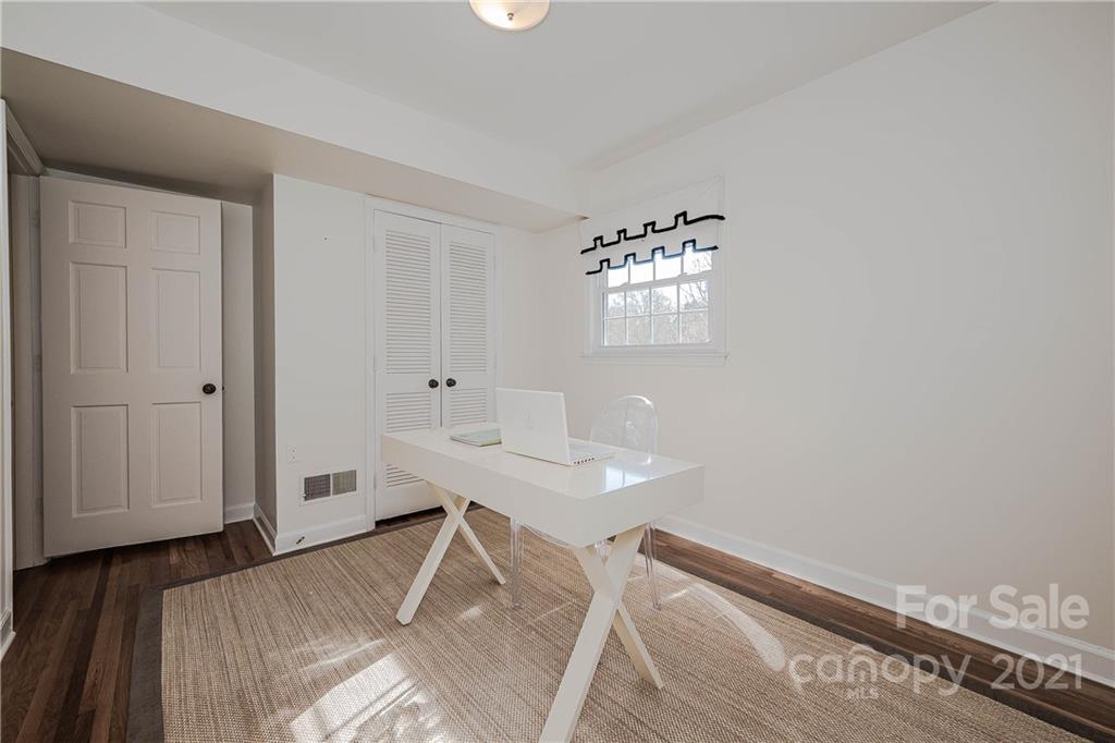 3809 Riverbend Road Charlotte, NC 28210 - Photo 24 of 31 Gallery Image 24