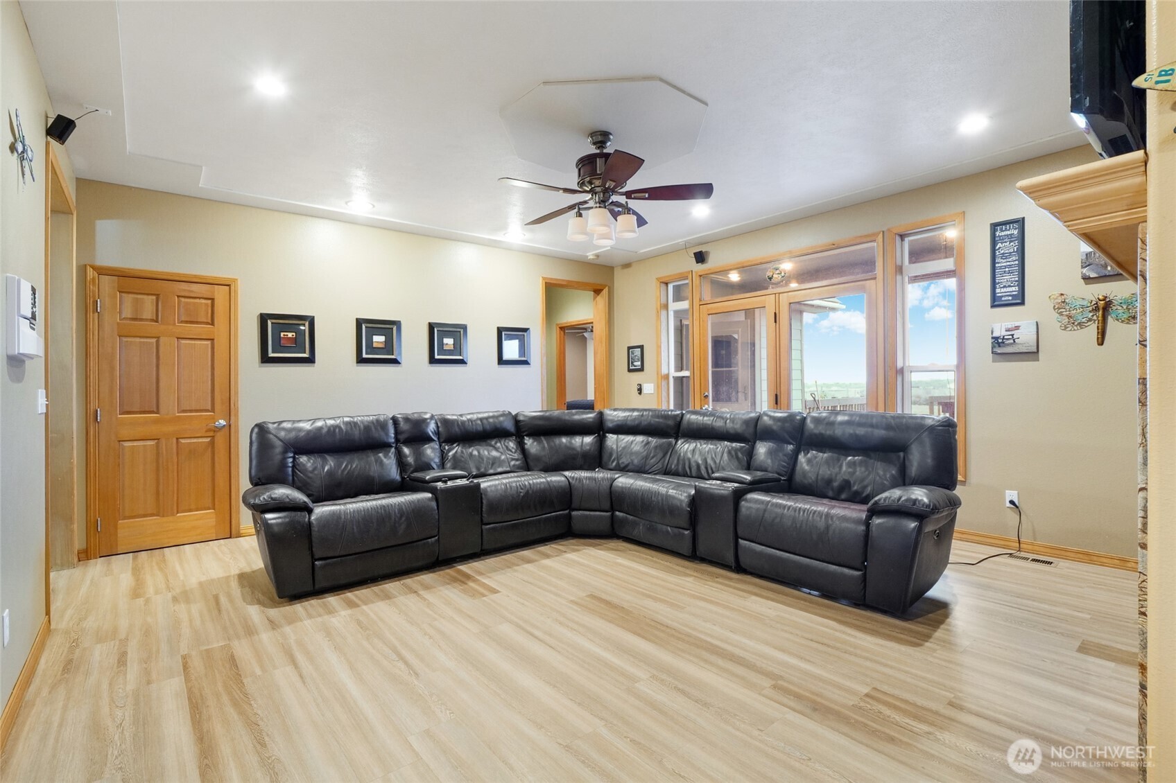 4997 Road 7.5 Northeast Moses Lake, WA 98837 - Photo 17 of 40