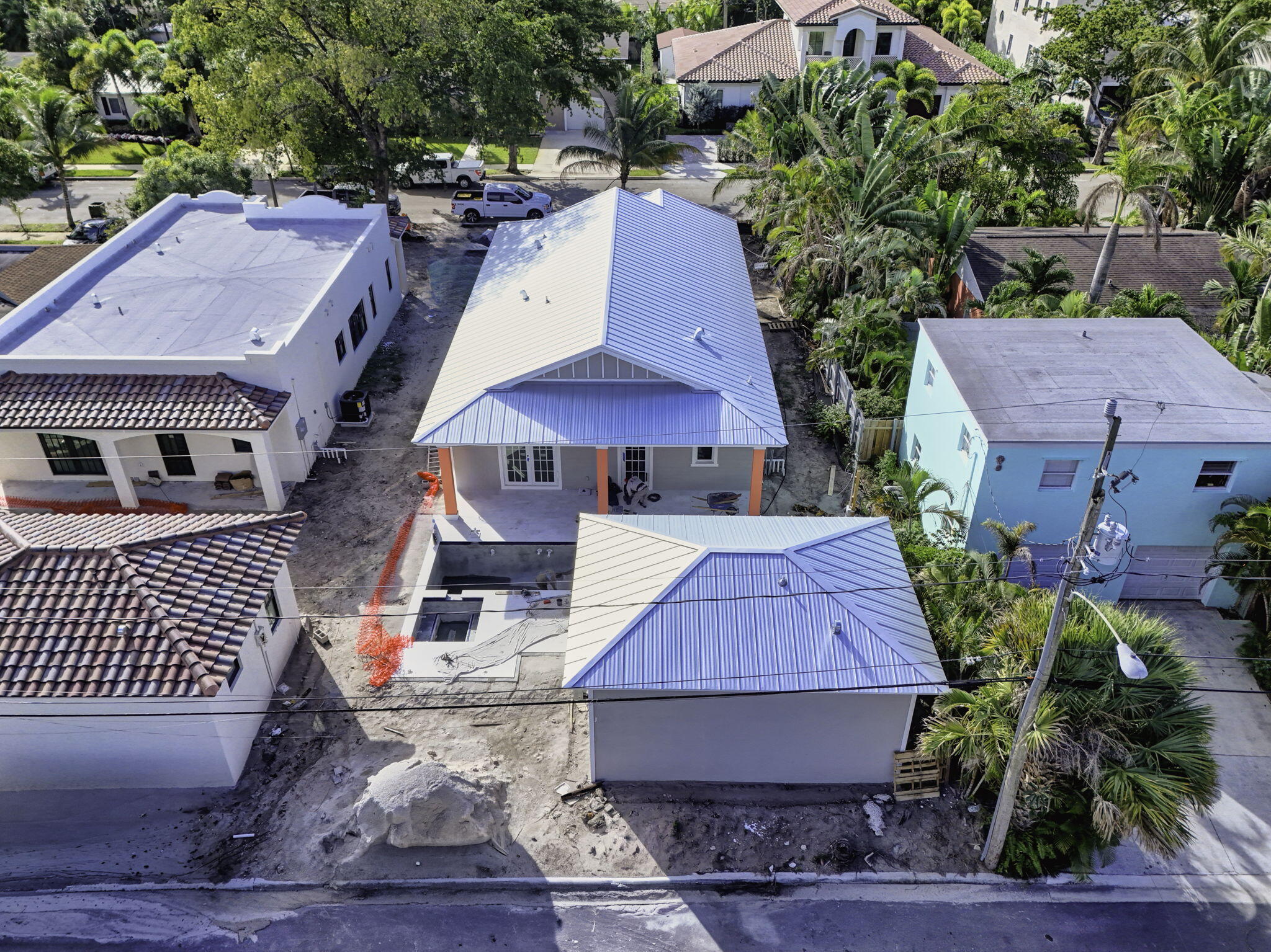 1013 Ardmore Road West Palm Beach, FL 33401 - Photo 31 of 35 a aerial view of a house with table and chairs
