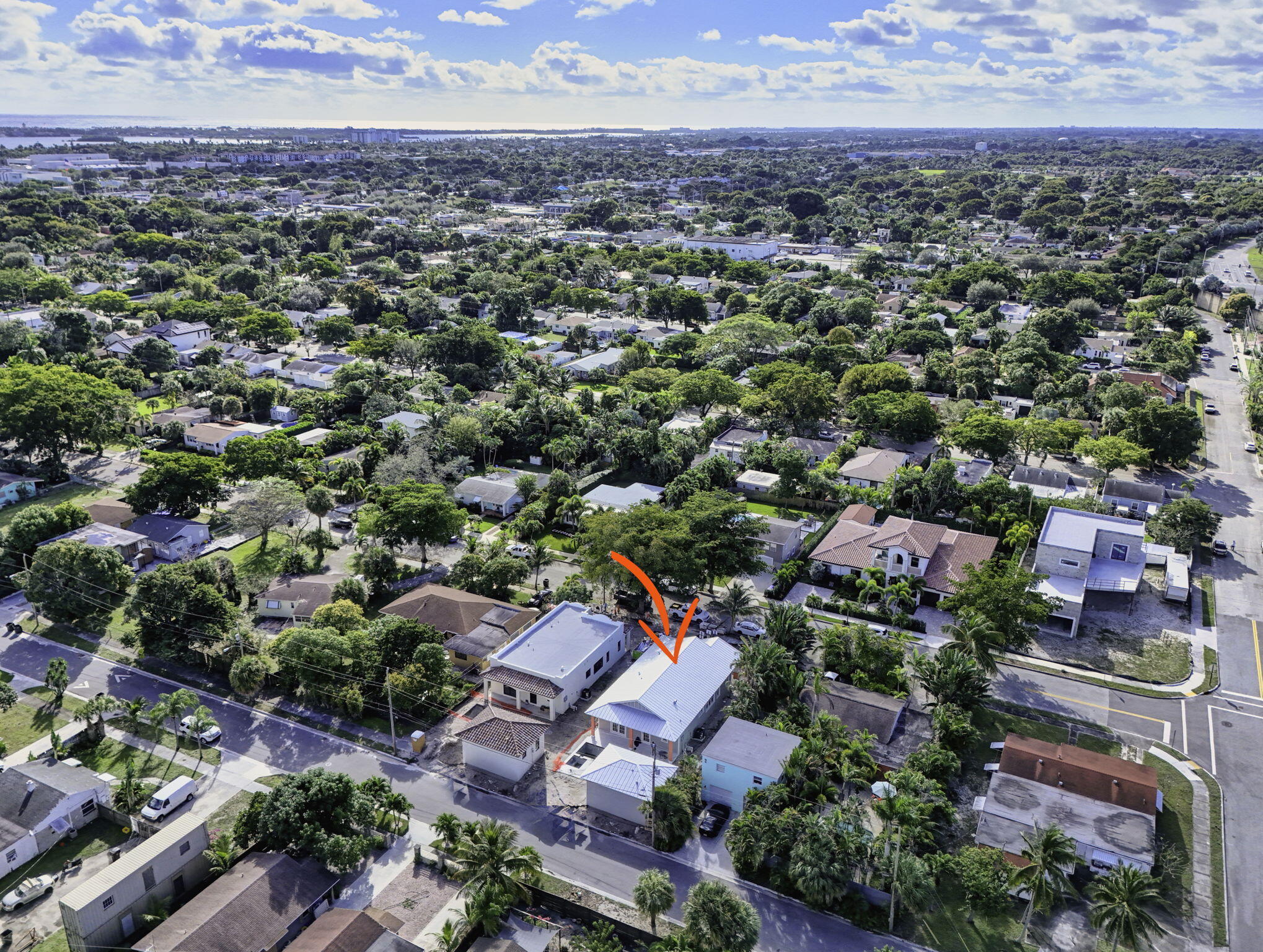 1013 Ardmore Road West Palm Beach, FL 33401 - Photo 32 of 35 an aerial view of a city