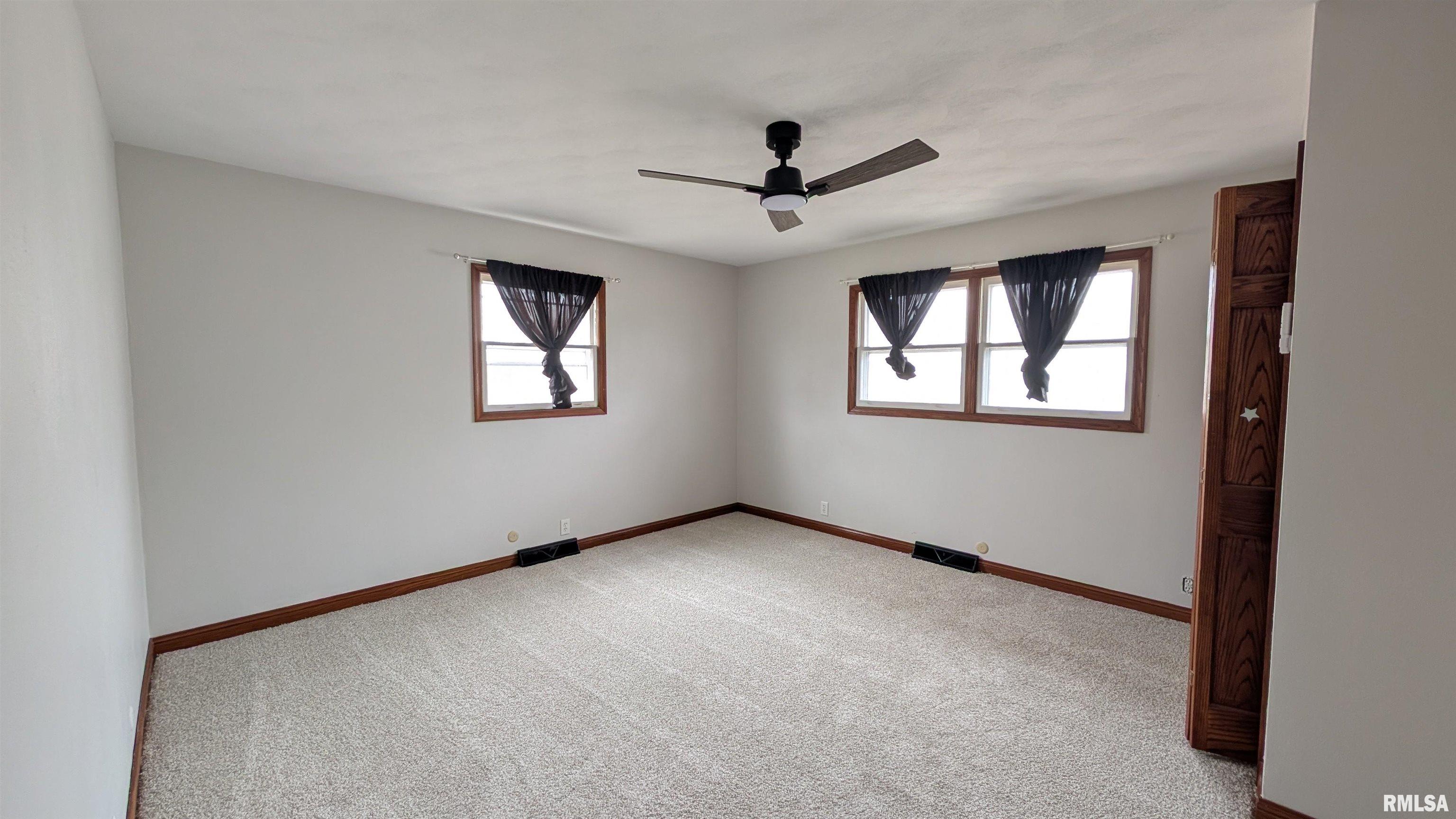 1267 East Locust Street Canton, IL 61520 - Photo 17 of 49