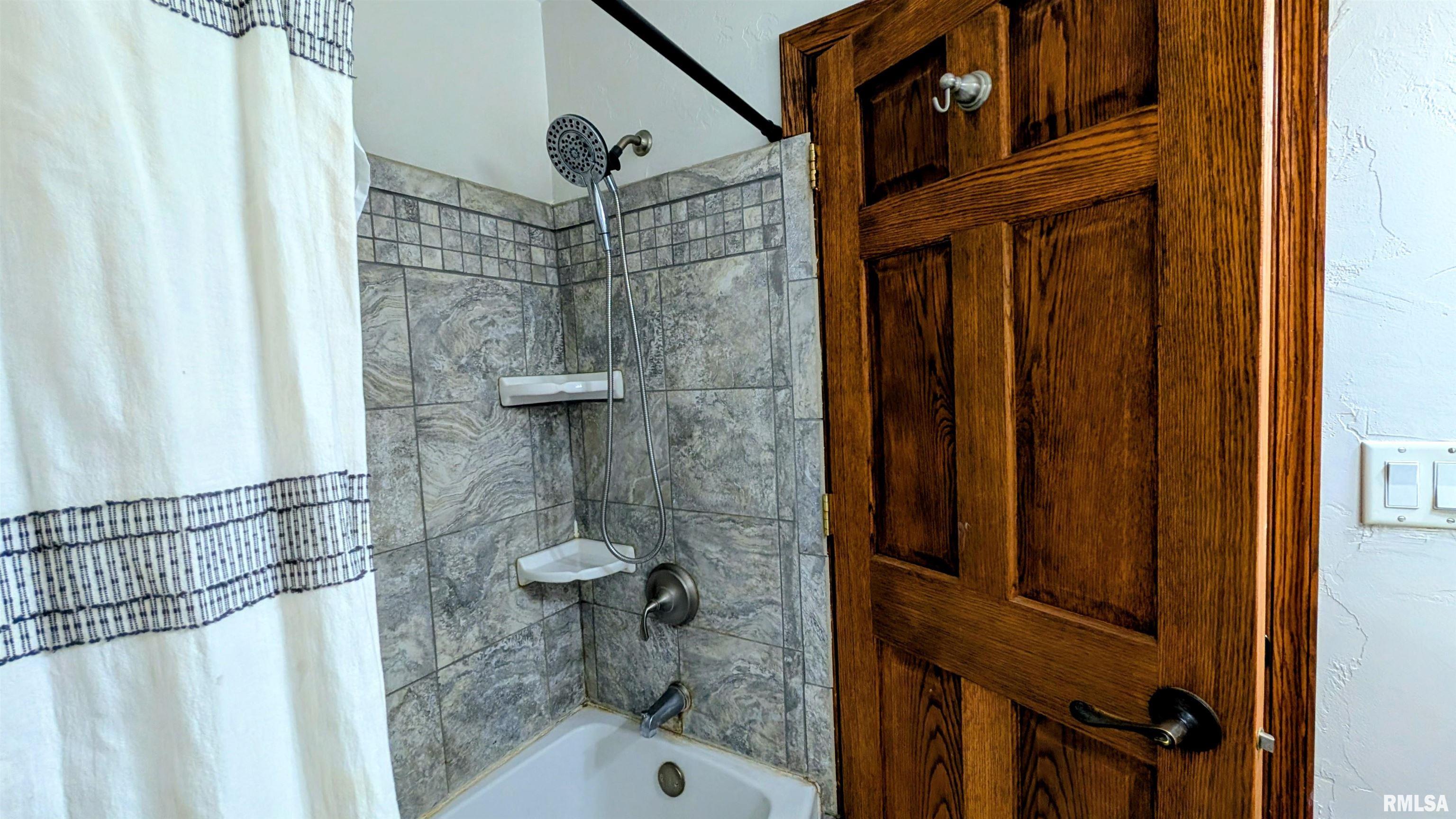 1267 East Locust Street Canton, IL 61520 - Photo 24 of 49