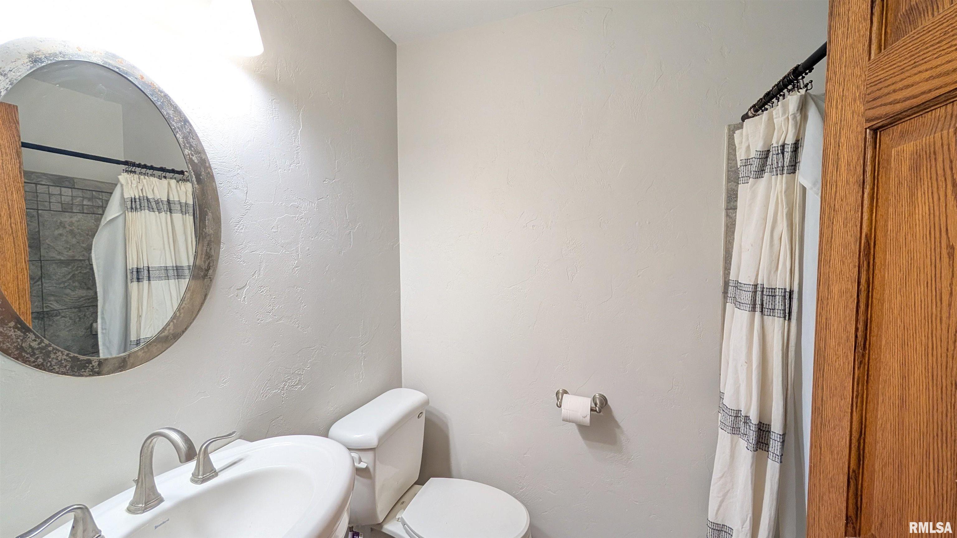 1267 East Locust Street Canton, IL 61520 - Photo 26 of 49