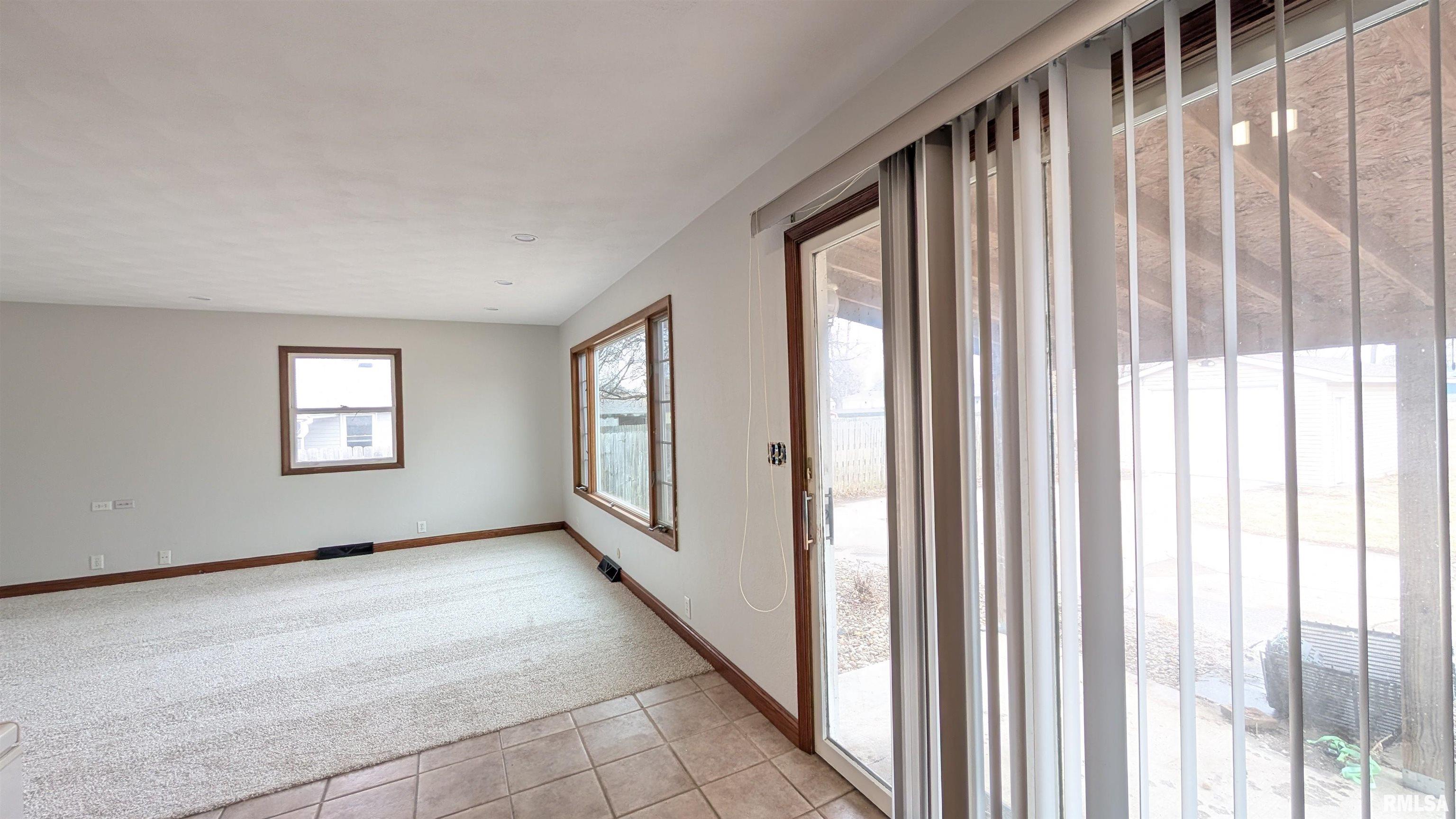 1267 East Locust Street Canton, IL 61520 - Photo 35 of 49