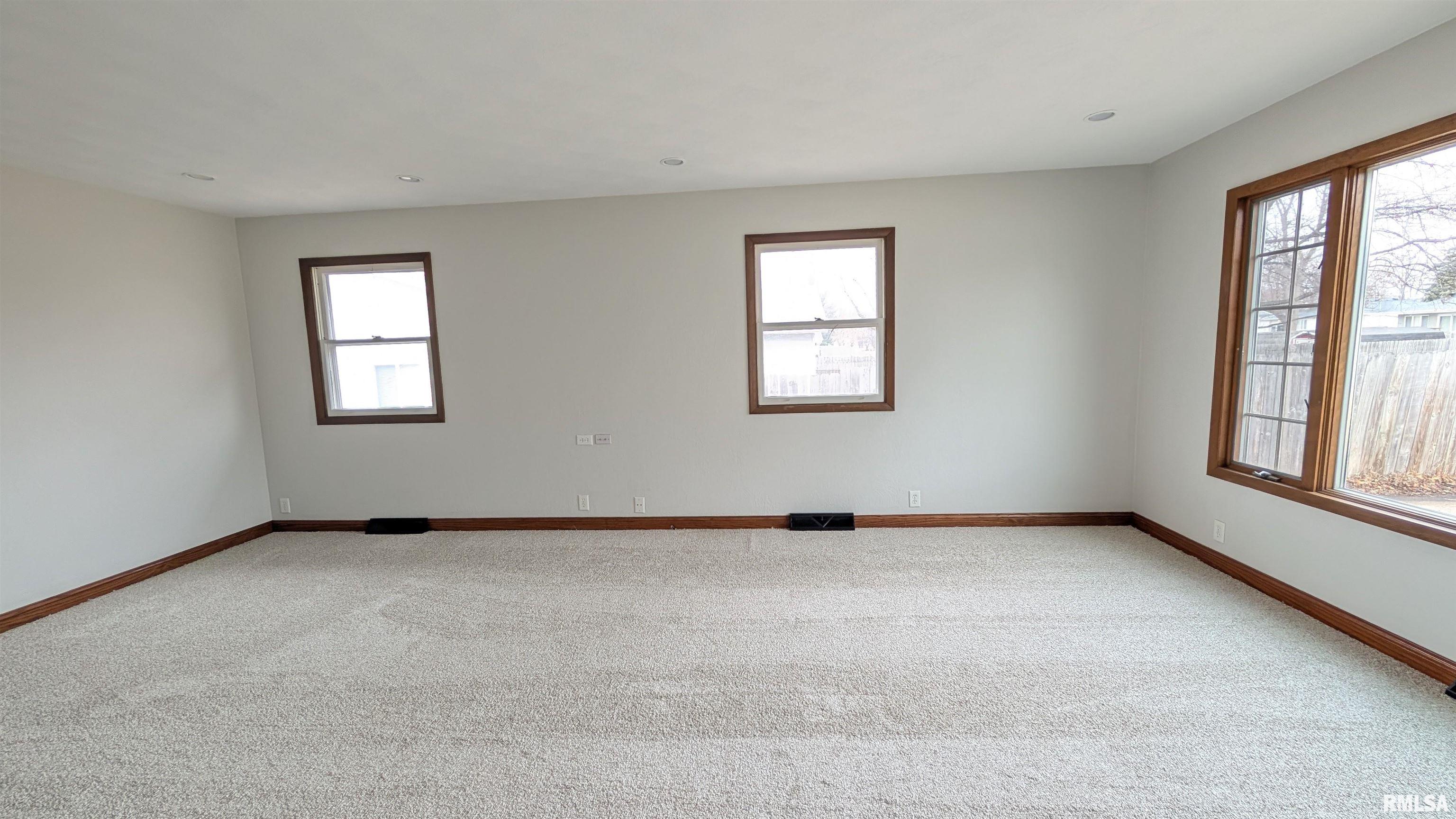 1267 East Locust Street Canton, IL 61520 - Photo 37 of 49