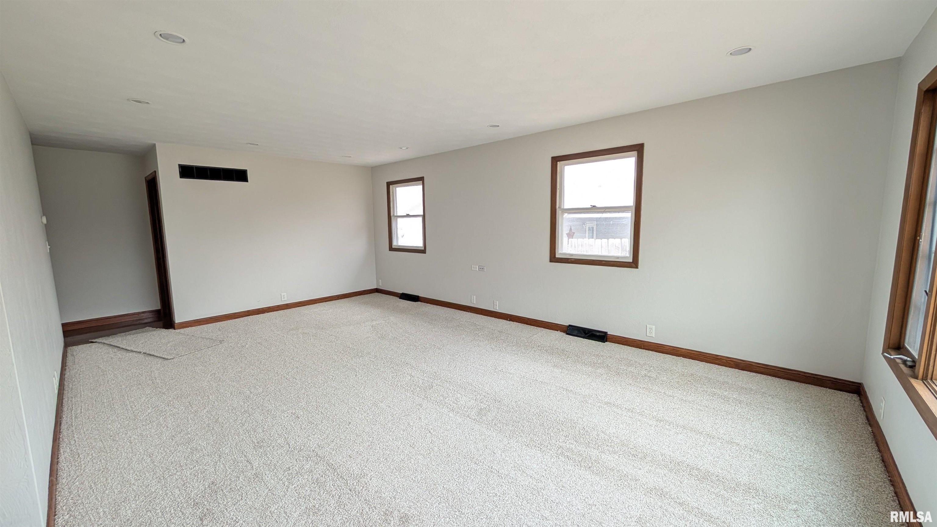 1267 East Locust Street Canton, IL 61520 - Photo 39 of 49