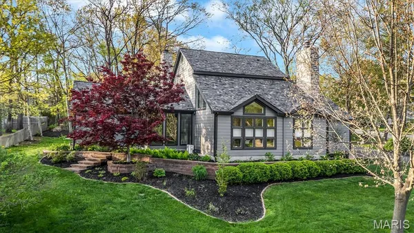 $849,900 | 1033 Huthmaker Road, Kirkwood, MO 63122