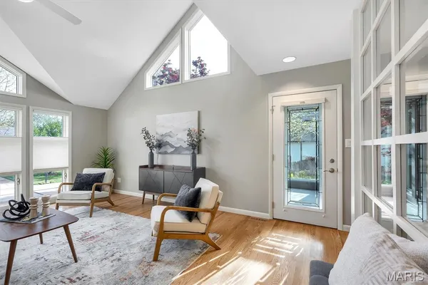 $849,900 | 1033 Huthmaker Road, Kirkwood, MO 63122