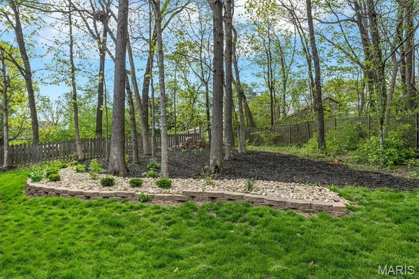 $849,900 | 1033 Huthmaker Road, Kirkwood, MO 63122