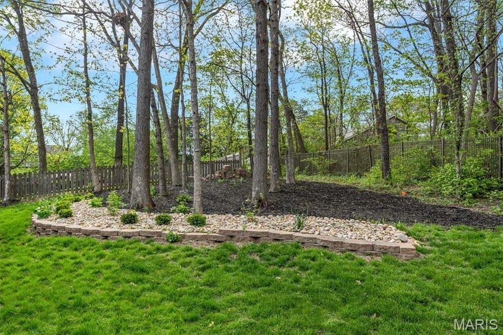 1033 Huthmaker Road Kirkwood, MO 63122 - Photo 24 of 55