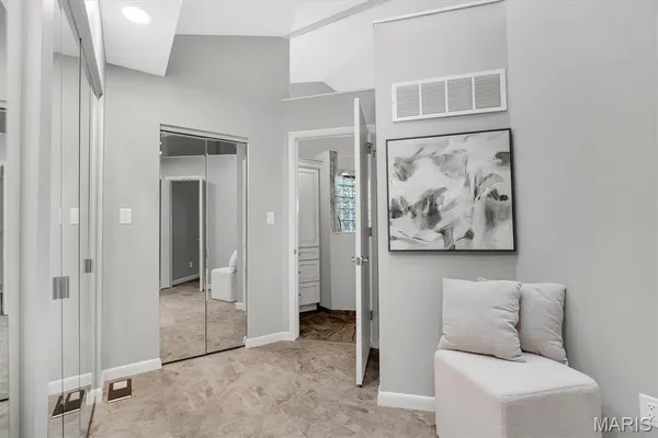 $849,900 | 1033 Huthmaker Road, Kirkwood, MO 63122