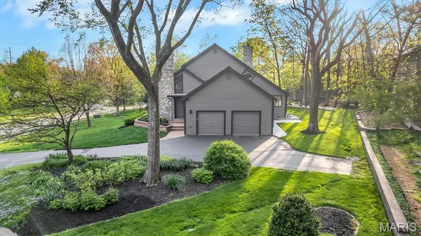 $849,900 | 1033 Huthmaker Road, Kirkwood, MO 63122