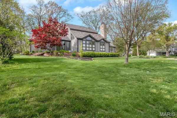 $849,900 | 1033 Huthmaker Road, Kirkwood, MO 63122