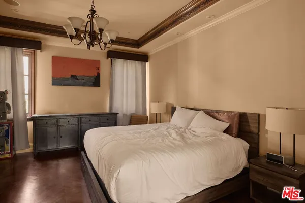 $49,950 | 614 North Palm Drive, Beverly Hills, CA 90210