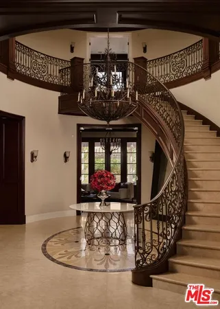 $49,950 | 614 North Palm Drive, Beverly Hills, CA 90210