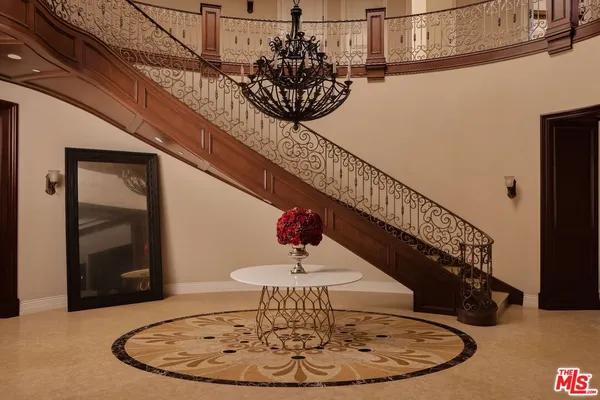 $49,950 | 614 North Palm Drive, Beverly Hills, CA 90210