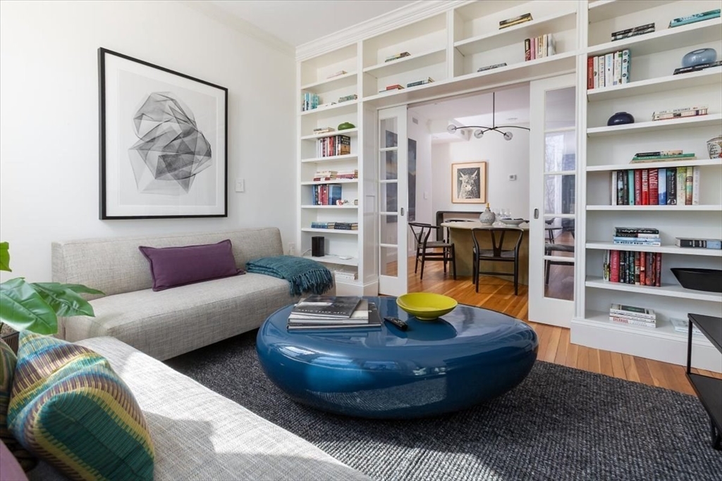 95 Mason Terrace, Unit 6 Brookline, MA 02446 - Photo 6 of 18